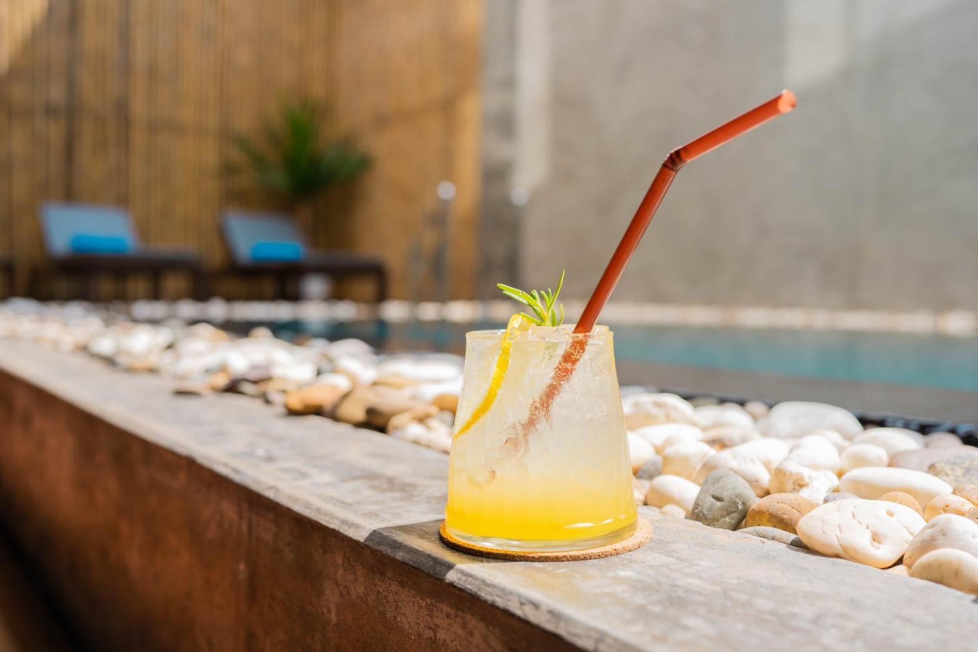 S 2 Modern Boutique Hotel Виентиане Екстериор снимка